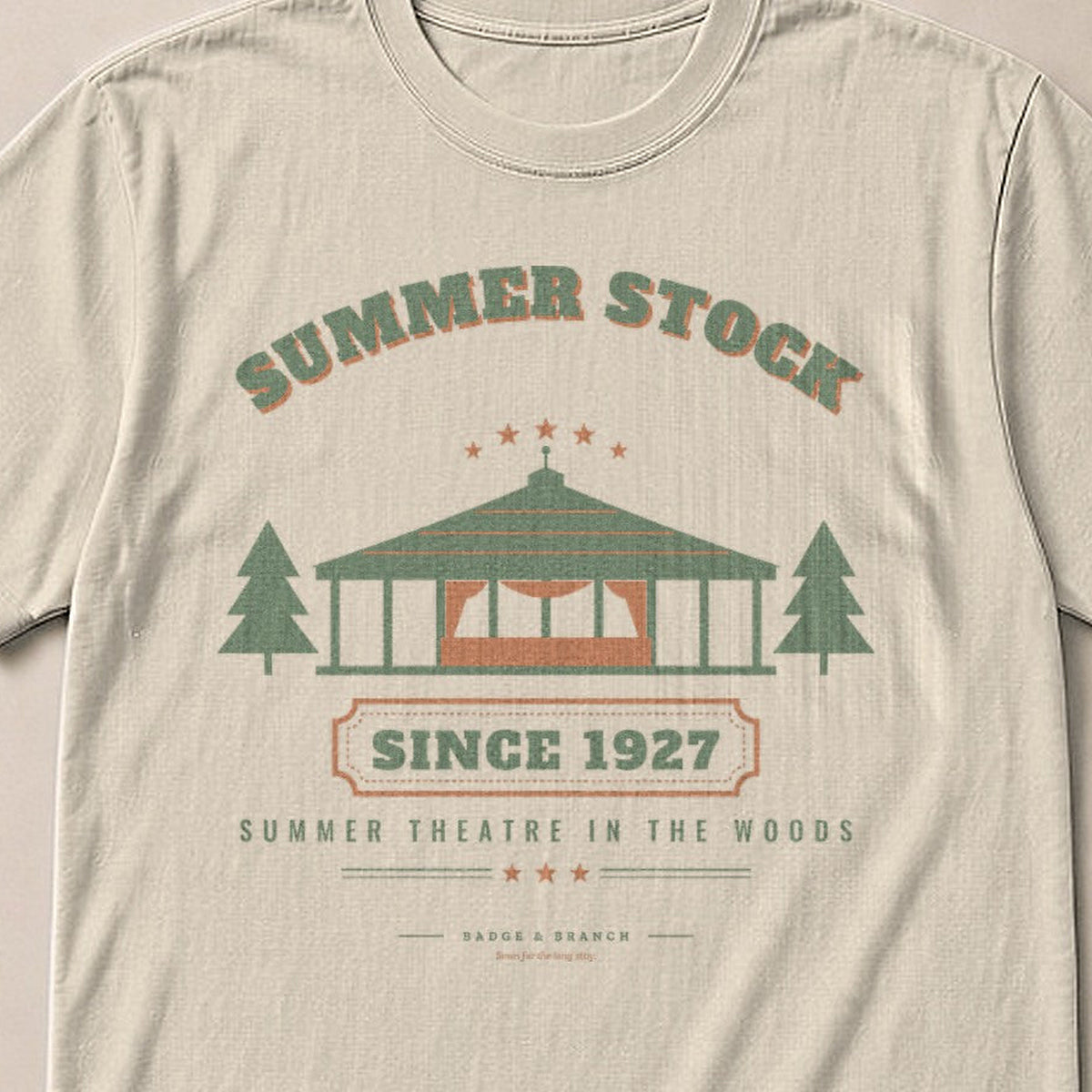 Summer Stock Since 1927 — Collar & Chest View